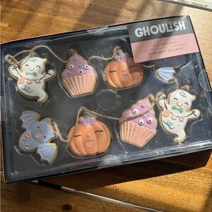 Halloween Garland with Ghosts and Pumpkins